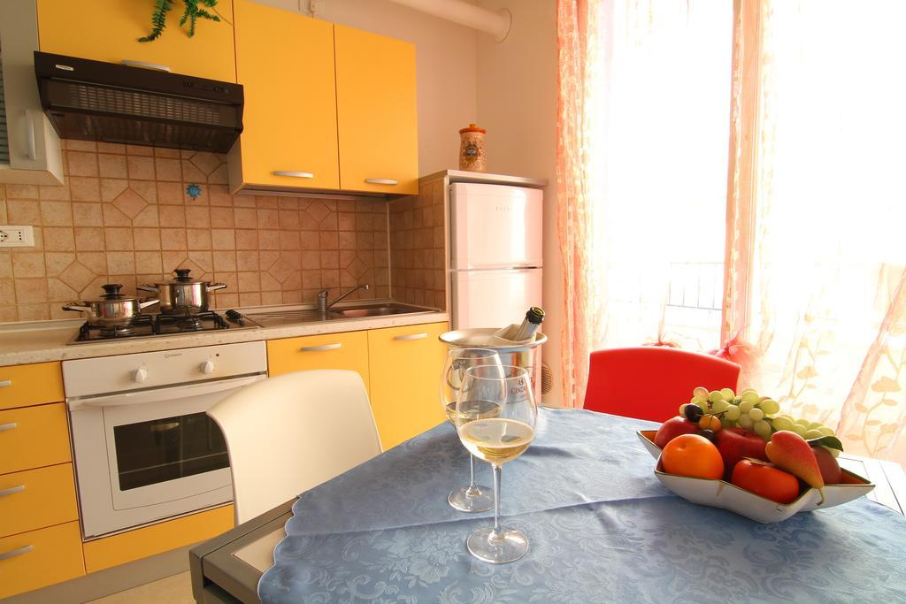 Residence Blu Marine Rimini Oda fotoğraf
